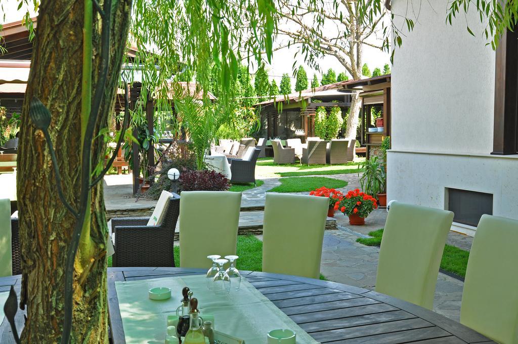 Hotel Vila Class Satu Mare Eksteriør bilde